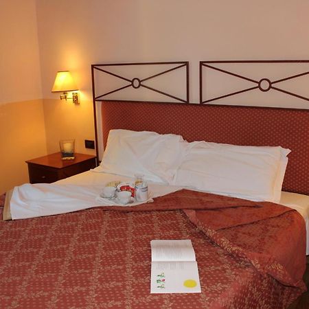 Hotel Semifonte Barberino Val d'Elsa Bagian luar foto