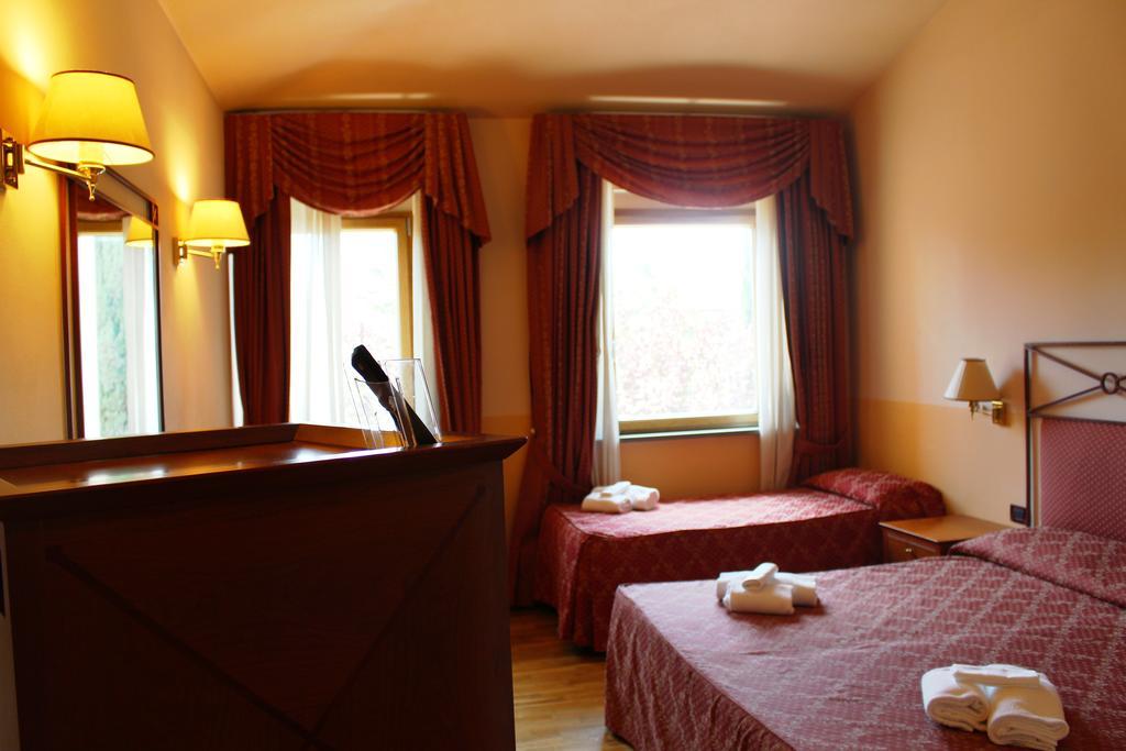 Hotel Semifonte Barberino Val d'Elsa Bagian luar foto