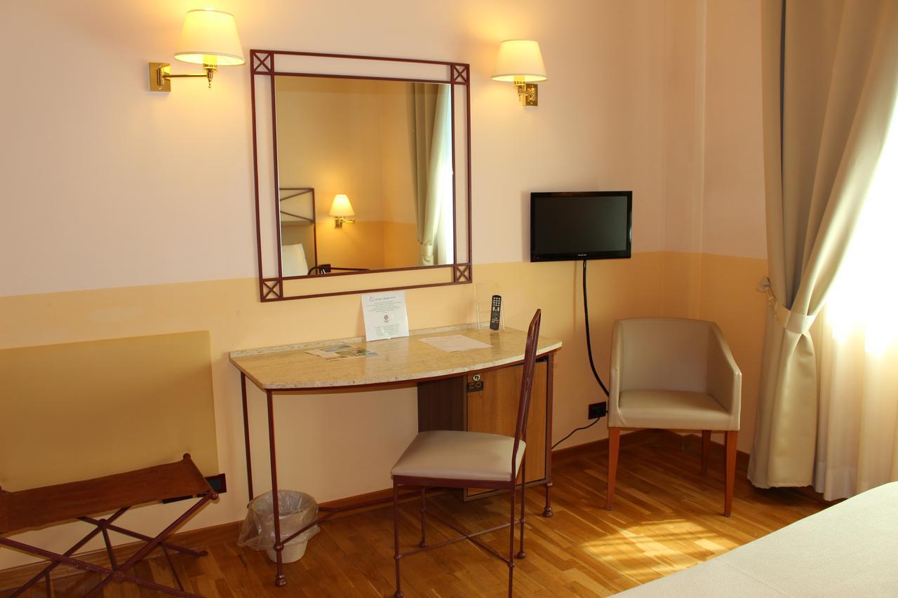 Hotel Semifonte Barberino Val d'Elsa Bagian luar foto