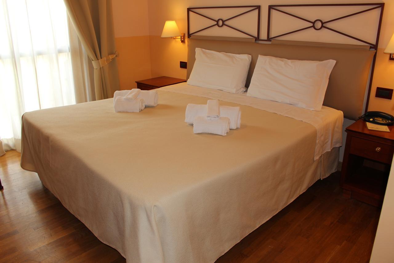 Hotel Semifonte Barberino Val d'Elsa Bagian luar foto