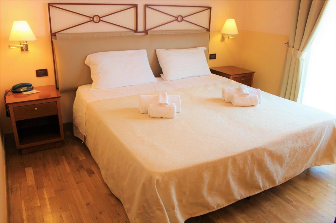 Hotel Semifonte Barberino Val d'Elsa Bagian luar foto
