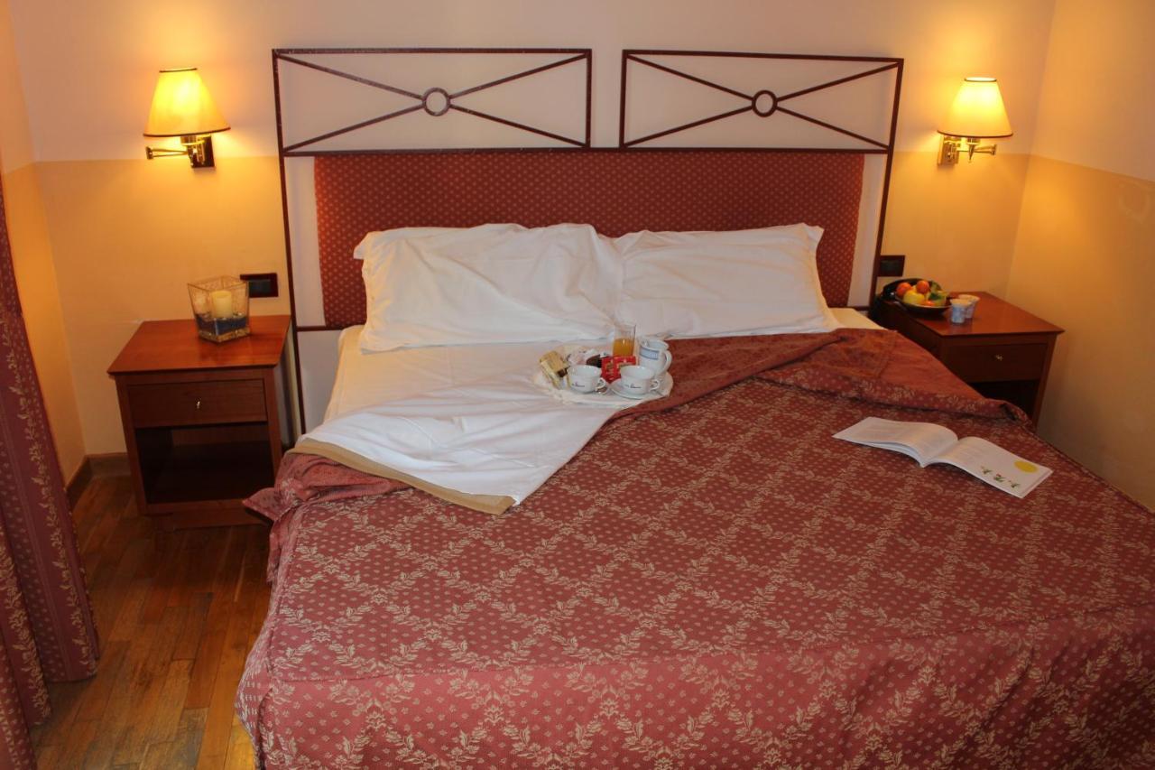 Hotel Semifonte Barberino Val d'Elsa Bagian luar foto